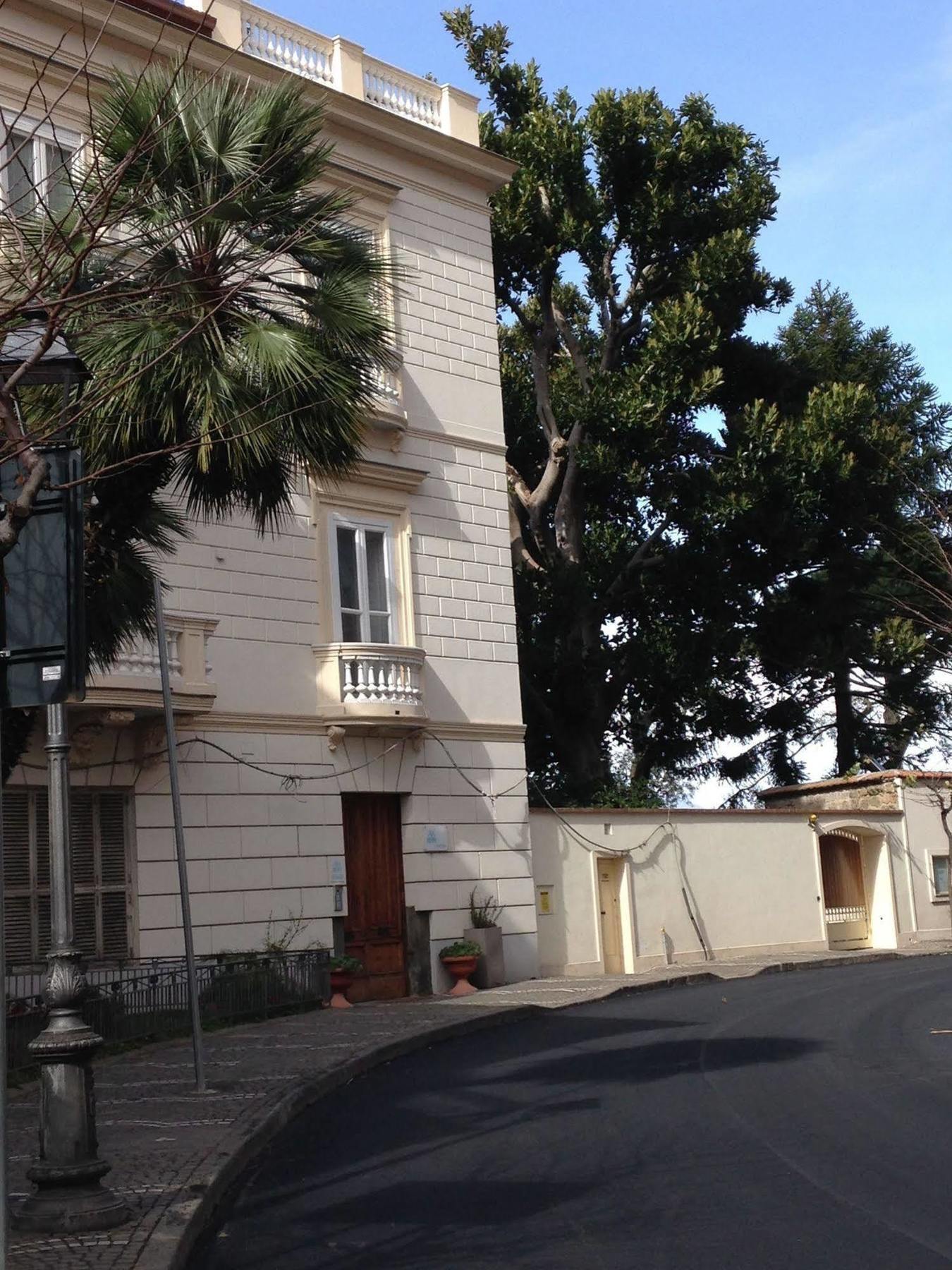 Agora Apartments Σορέντο Εξωτερικό φωτογραφία